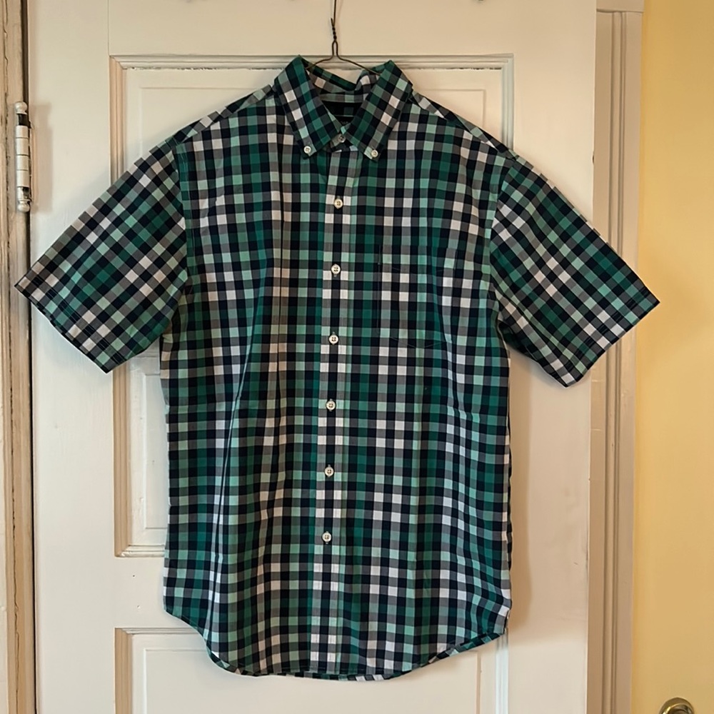 Croft & Barrow Men’s Plaid Button Up T-Shirt Size Small